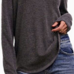Z Supply Charcoal Long Sleeve Top